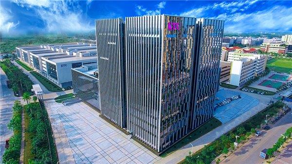 皓丽卷出新高度！55寸会议平板电视只需1999元 含翻页笔、无线投屏