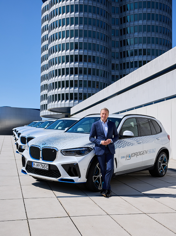 媒体管家： 有远见 有技术 有行动 宝马集团将于2028年推出量产氢燃料电(图1)