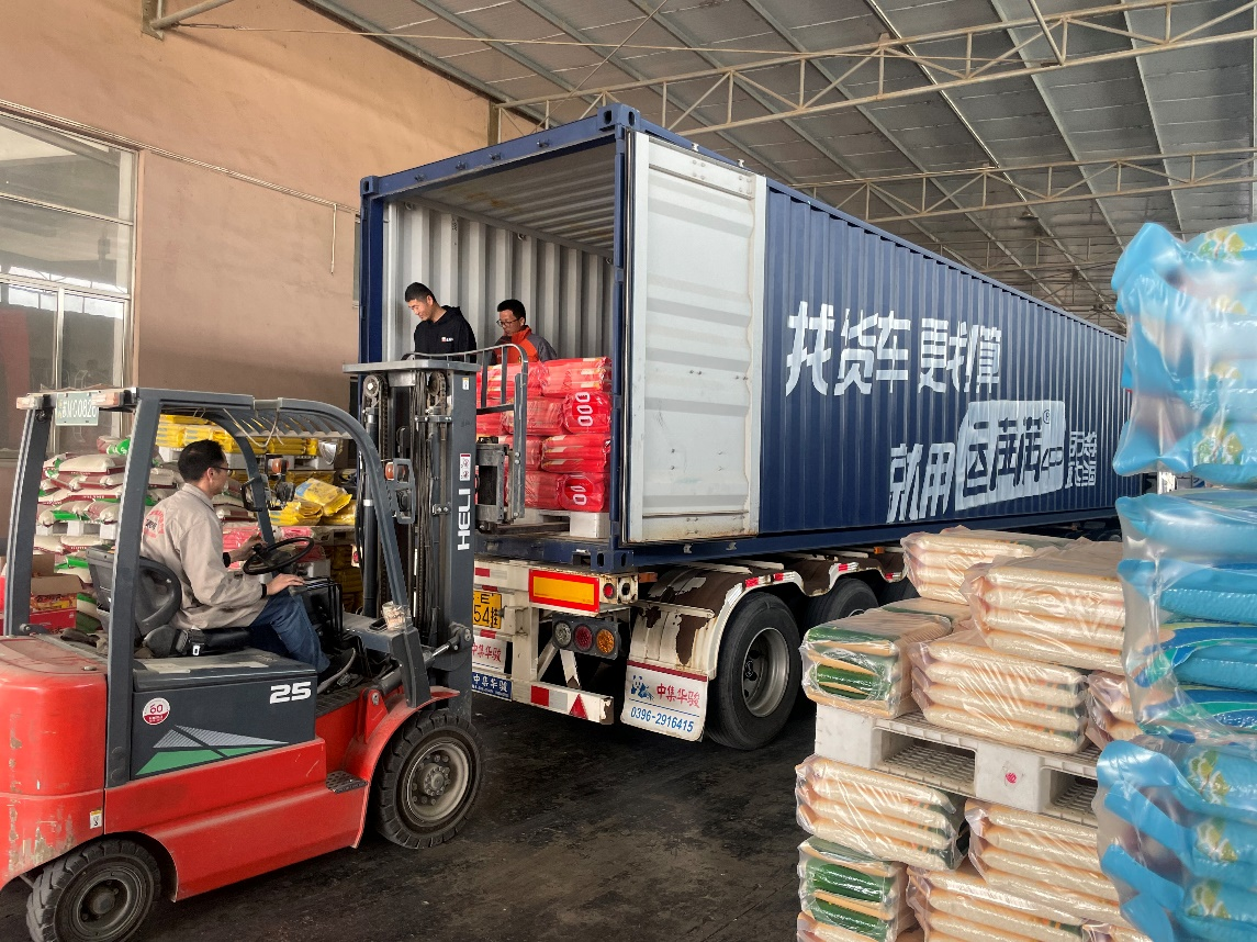 媒体管家: 运满满助力“农村公路+产业” 铺就乡村振兴“快车道”(图4) 媒体管家: 运满满助力“农村公路+产业” 铺就乡村振兴“快车道”(图4)