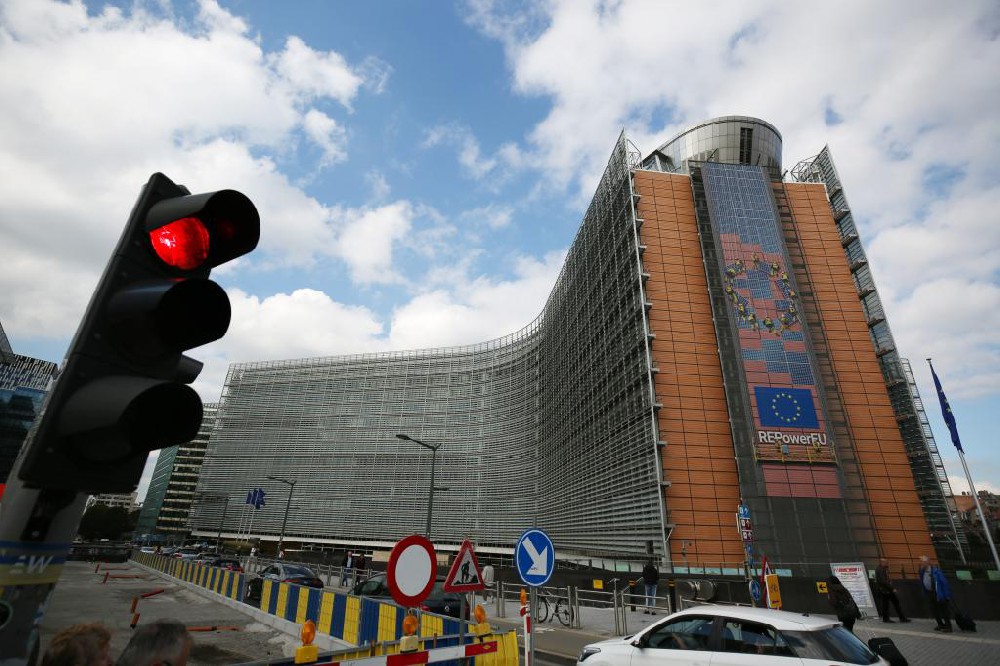 媒体管家: “这意味着全球合作再次出现倒退”——欧盟对华电动汽车加征关税引发多方反对(图1) 媒体管家: “这意味着全球合作再次出现倒退”——欧盟对华电动汽车加征关税引发多方反对(图1)