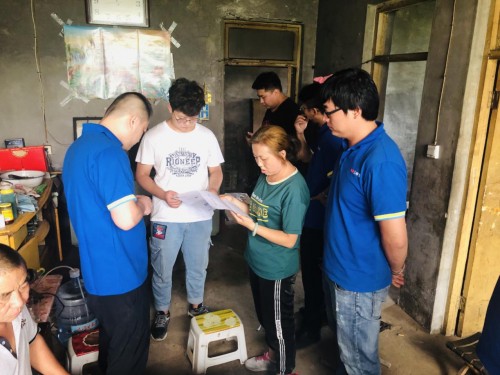 慈善送温暖,爱心献社会 ——日丰公益走进山西资助贫困学子(图8) 慈善送温暖,爱心献社会 ——日丰公益走进山西资助贫困学子(图8)