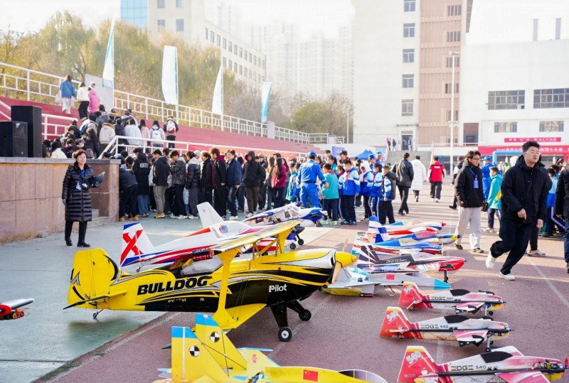 筑梦蓝天，2025年中国科研类航空航天模型普及大赛（甘肃站）盛大开赛(图17)